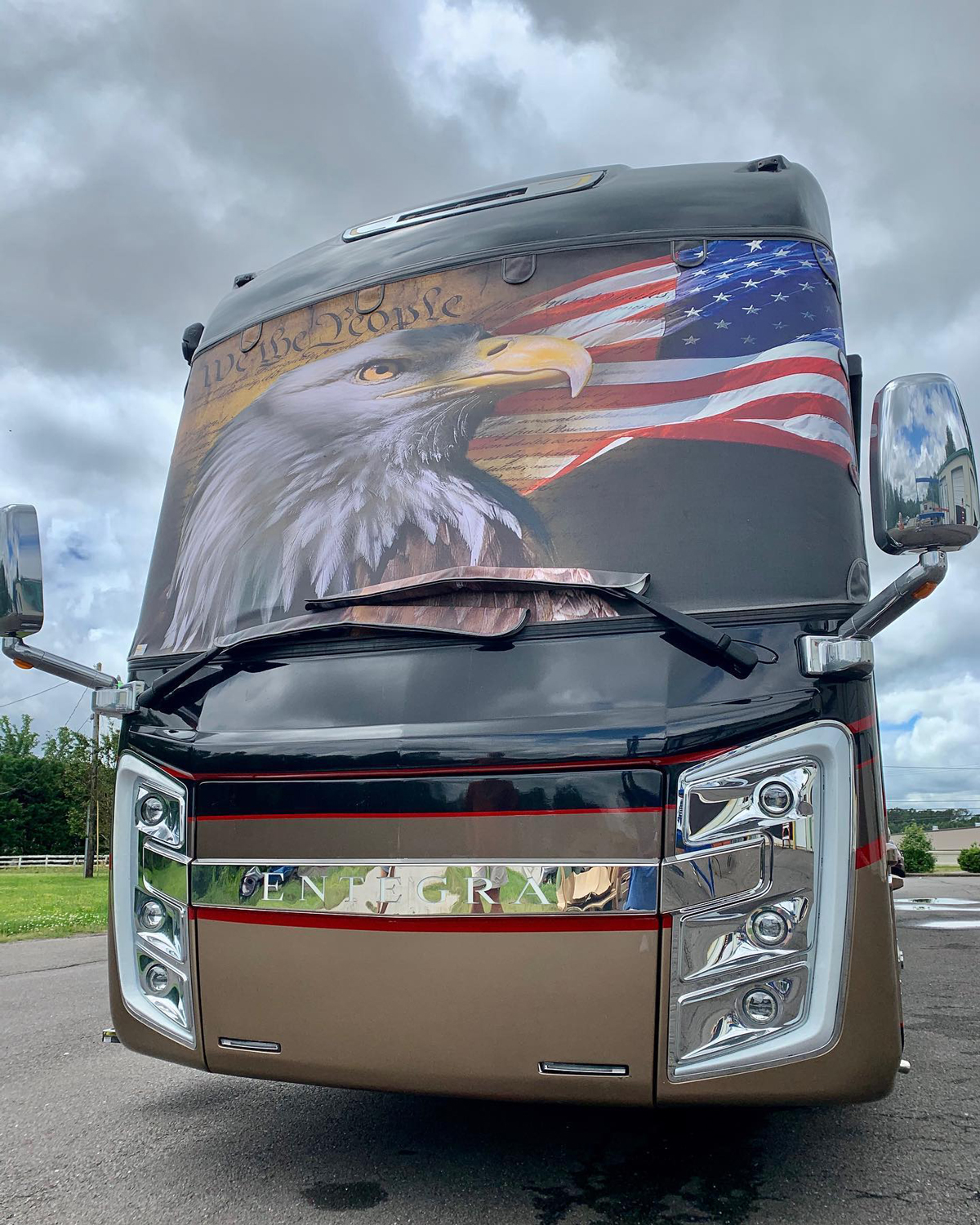 Class A RV Windshield Shade Magne Shade