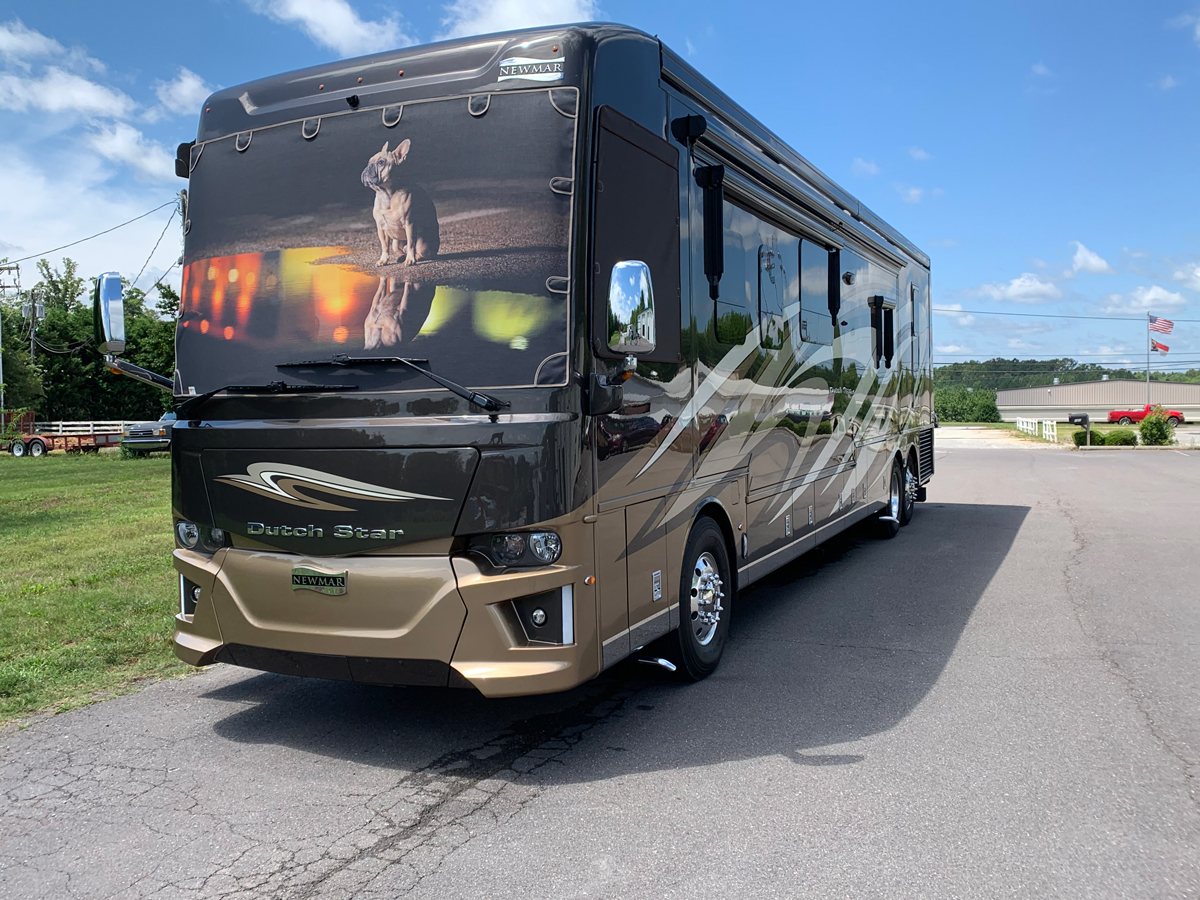 Class A RV Windshield Shade Magne Shade