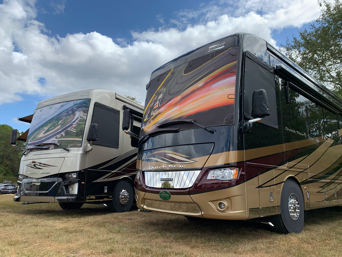 Class A RV Windshield Shade Magne Shade